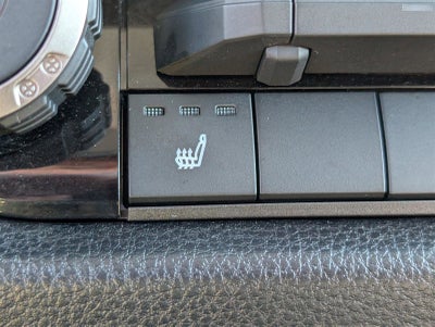 2022 Toyota Tundra 4WD SR5