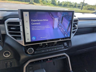 2022 Toyota Tundra 4WD SR5