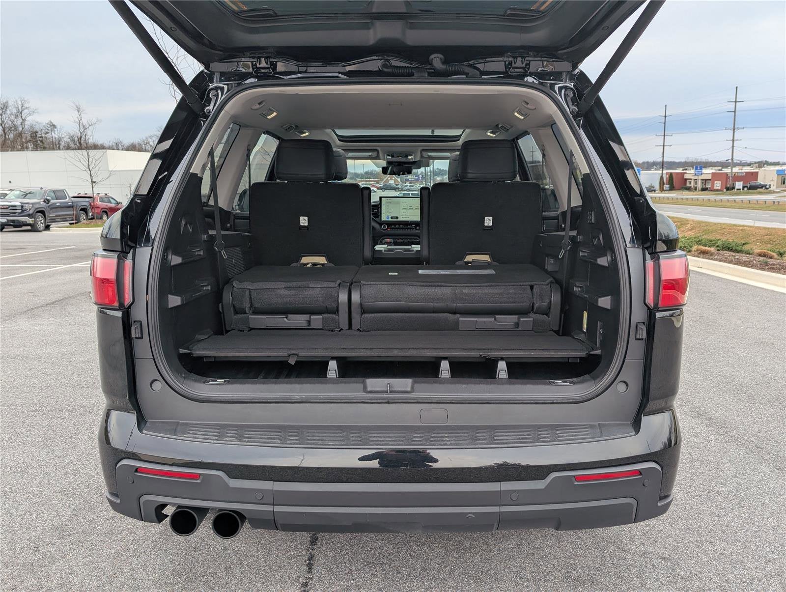 2023 Toyota Sequoia SR5