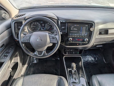 2020 Mitsubishi Outlander ES