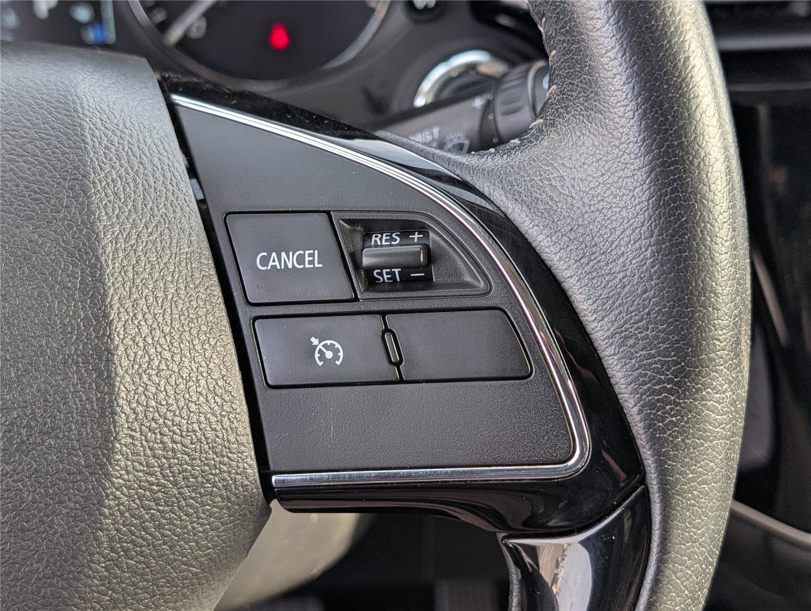 2020 Mitsubishi Outlander ES