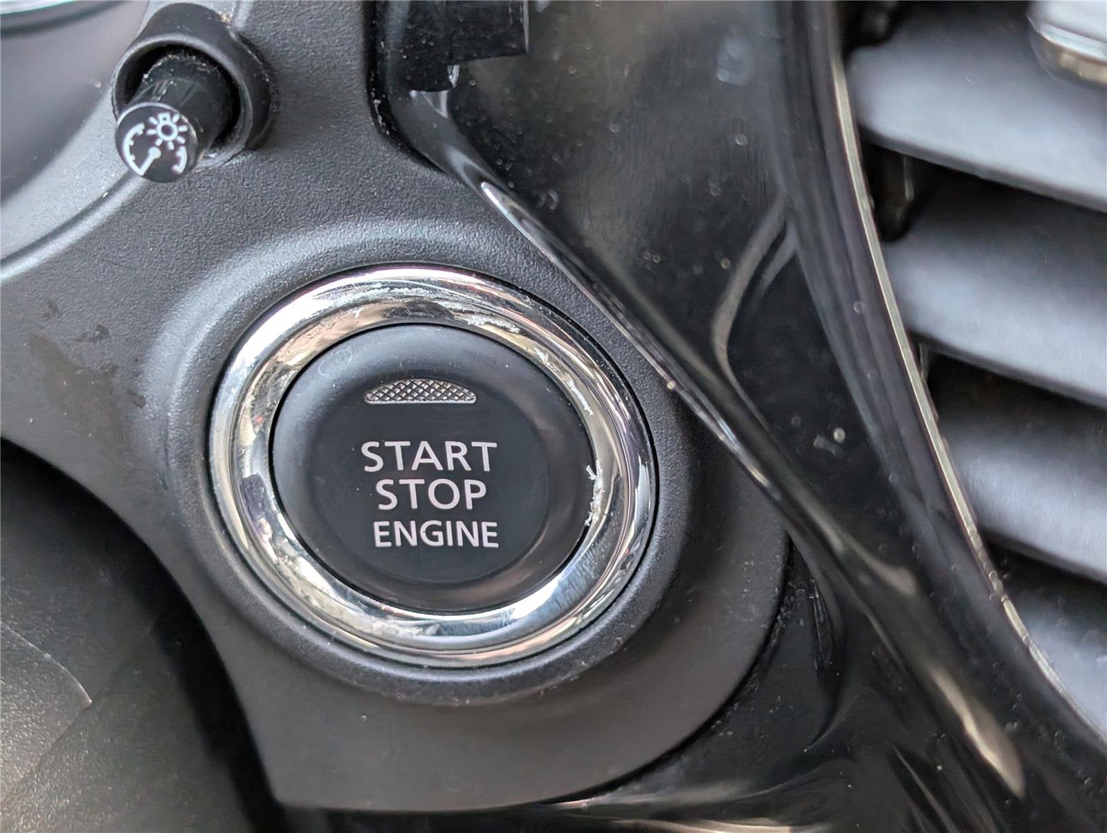 2020 Mitsubishi Outlander ES