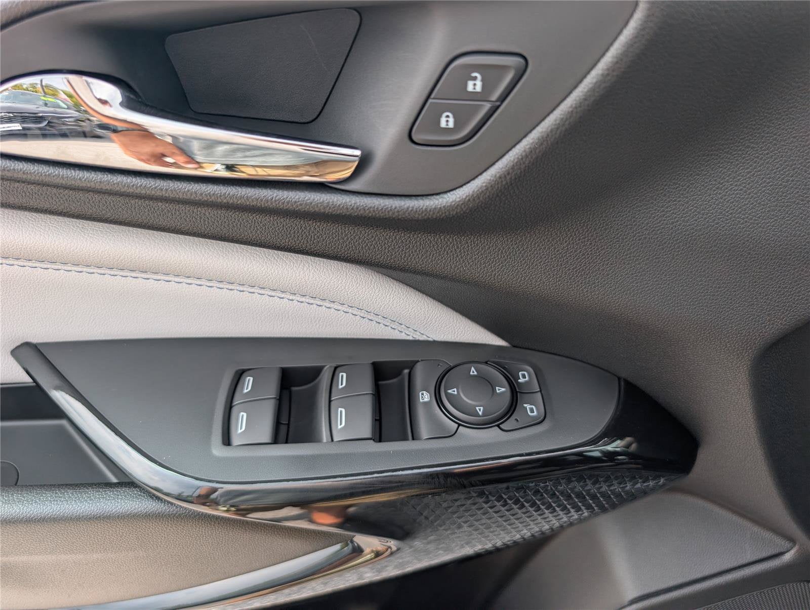 2026 Chevrolet Trax LT - Photo 15