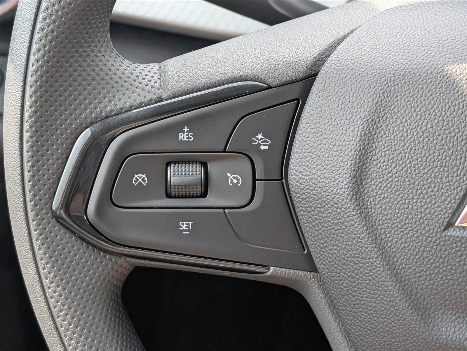2026 Chevrolet Trax LT - Photo 17