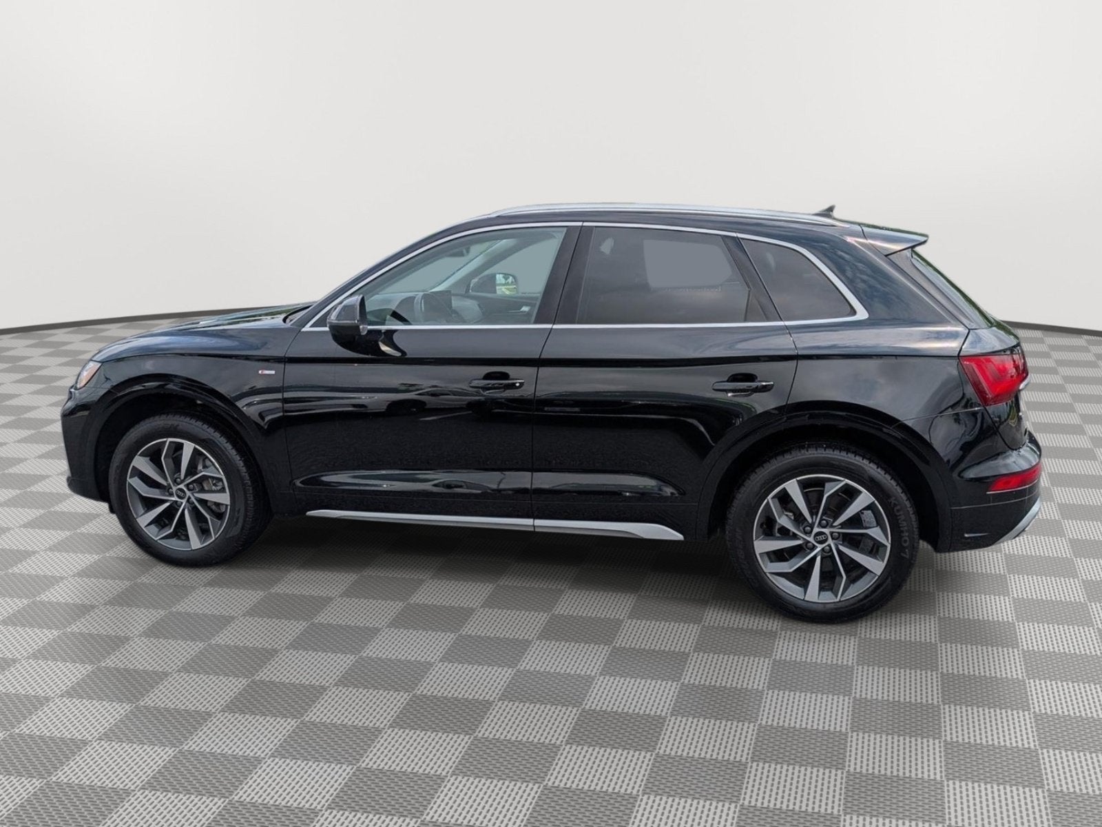 2023 Audi Q5 S line Premium