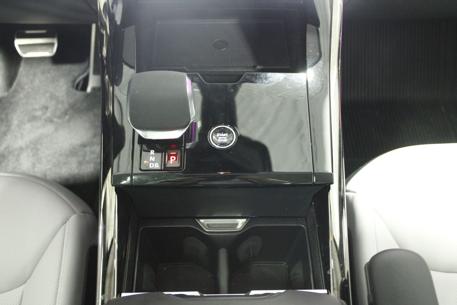 2025 Land Rover Range Rover Sport Dynamic SE