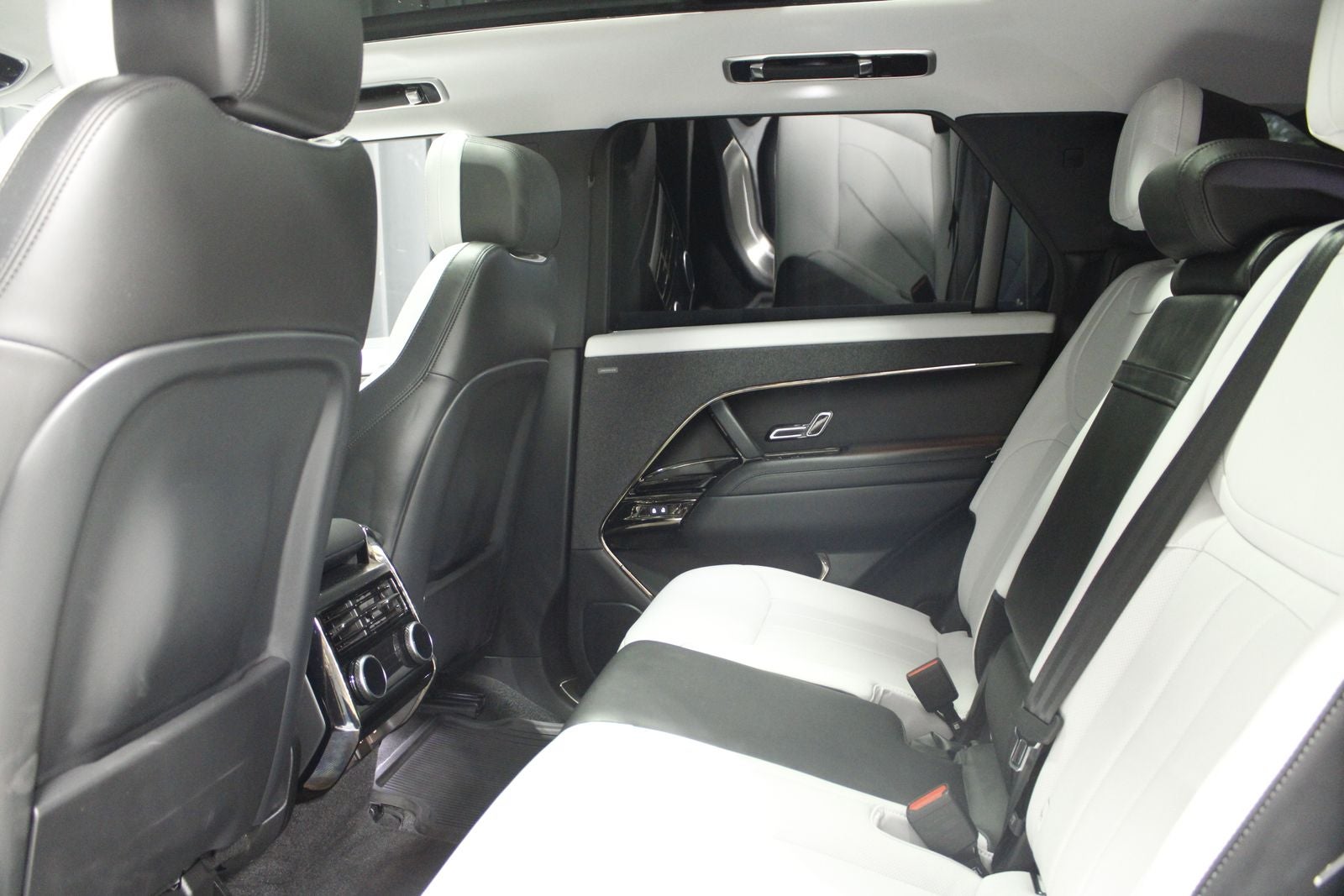 2025 Land Rover Range Rover Sport Dynamic SE