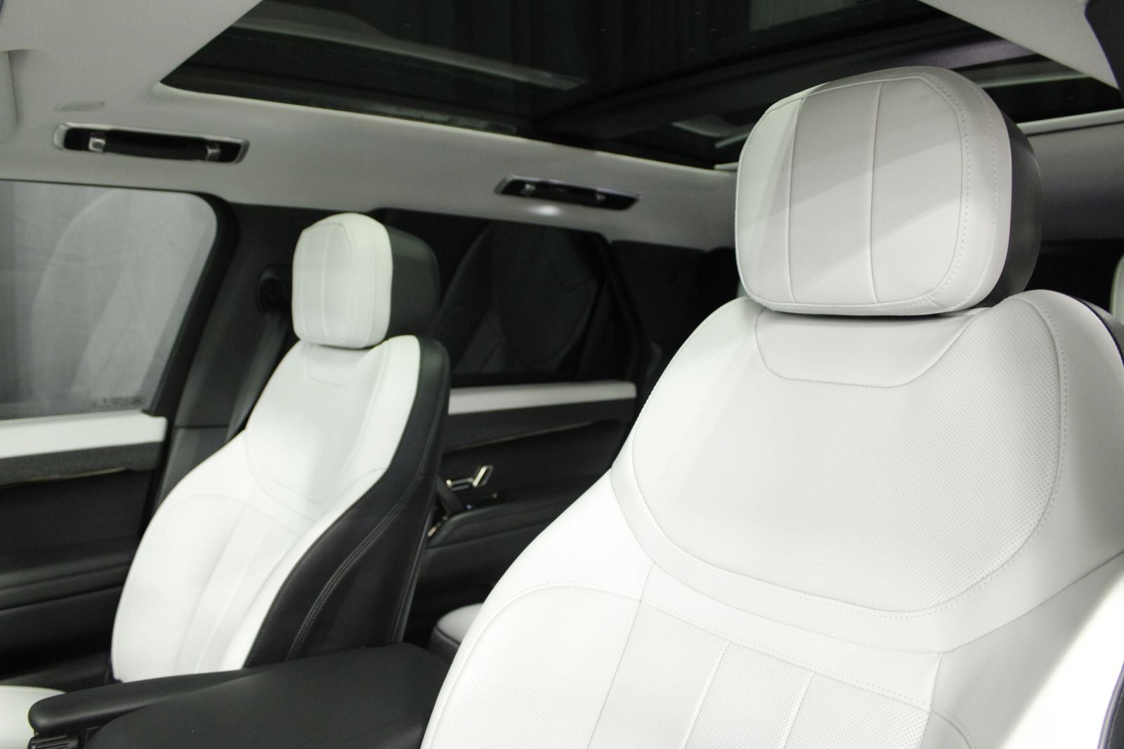 2025 Land Rover Range Rover Sport Dynamic SE