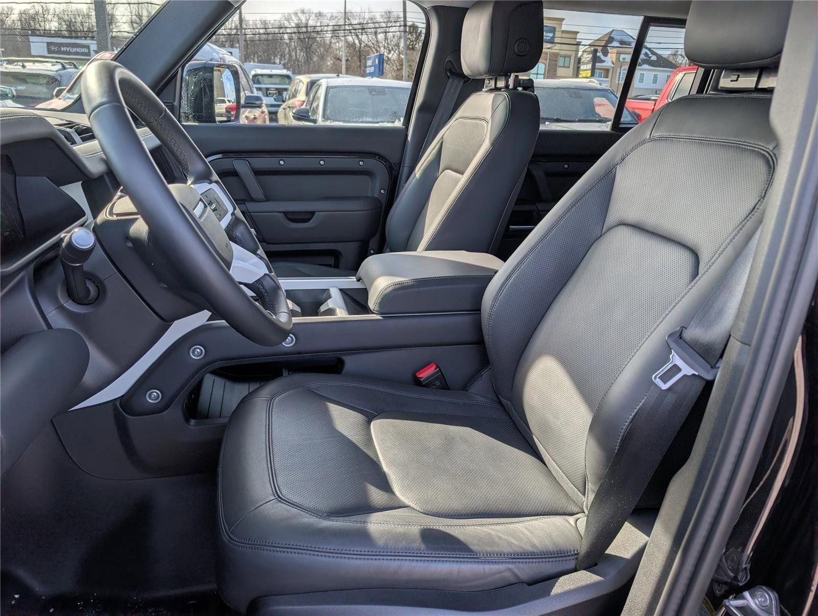 2025 Land Rover Defender 110 X-Dynamic SE