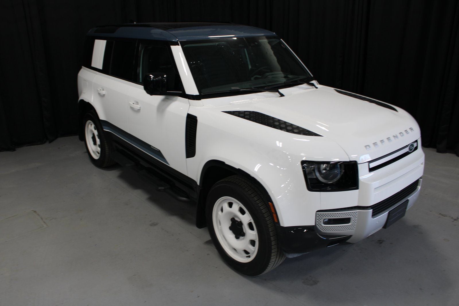 2025 Land Rover Defender 110 S