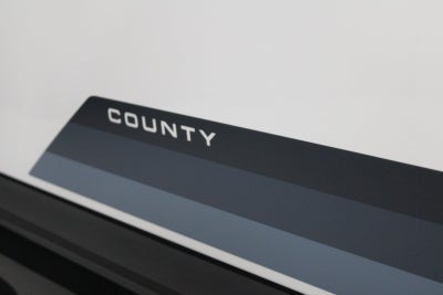 2025 Land Rover Defender 110 S