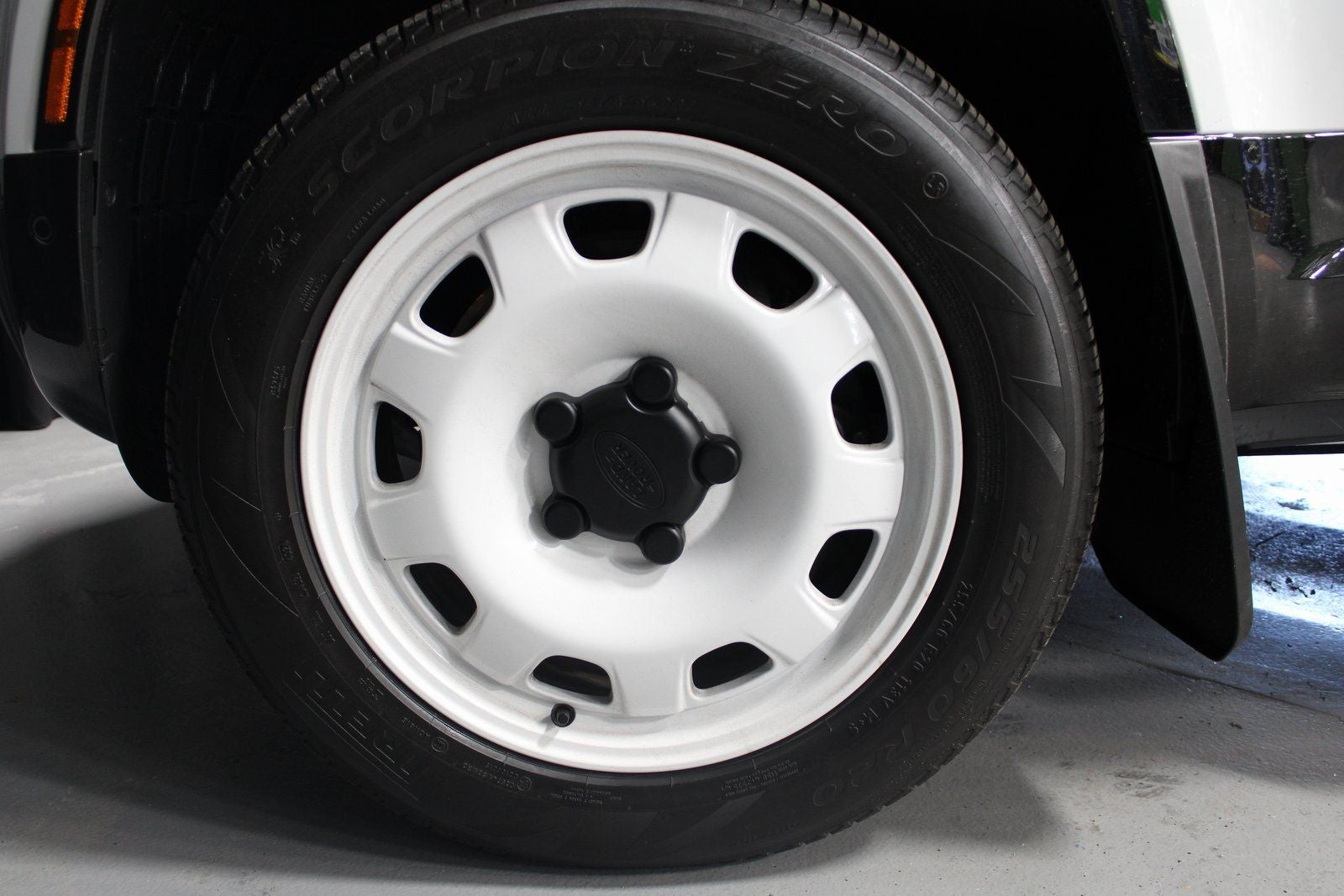 2025 Land Rover Defender 110 S