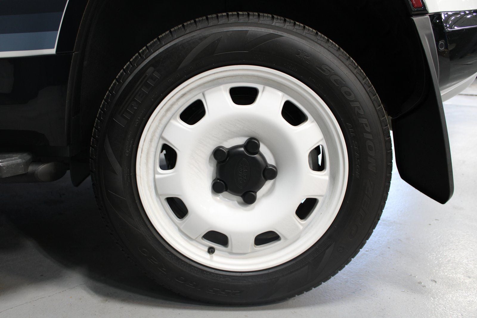 2025 Land Rover Defender 110 S