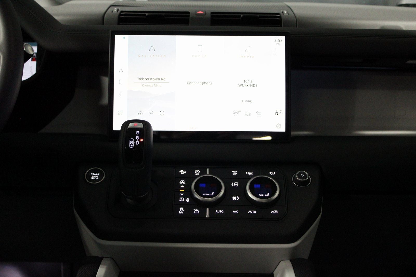 2025 Land Rover Defender 110 S