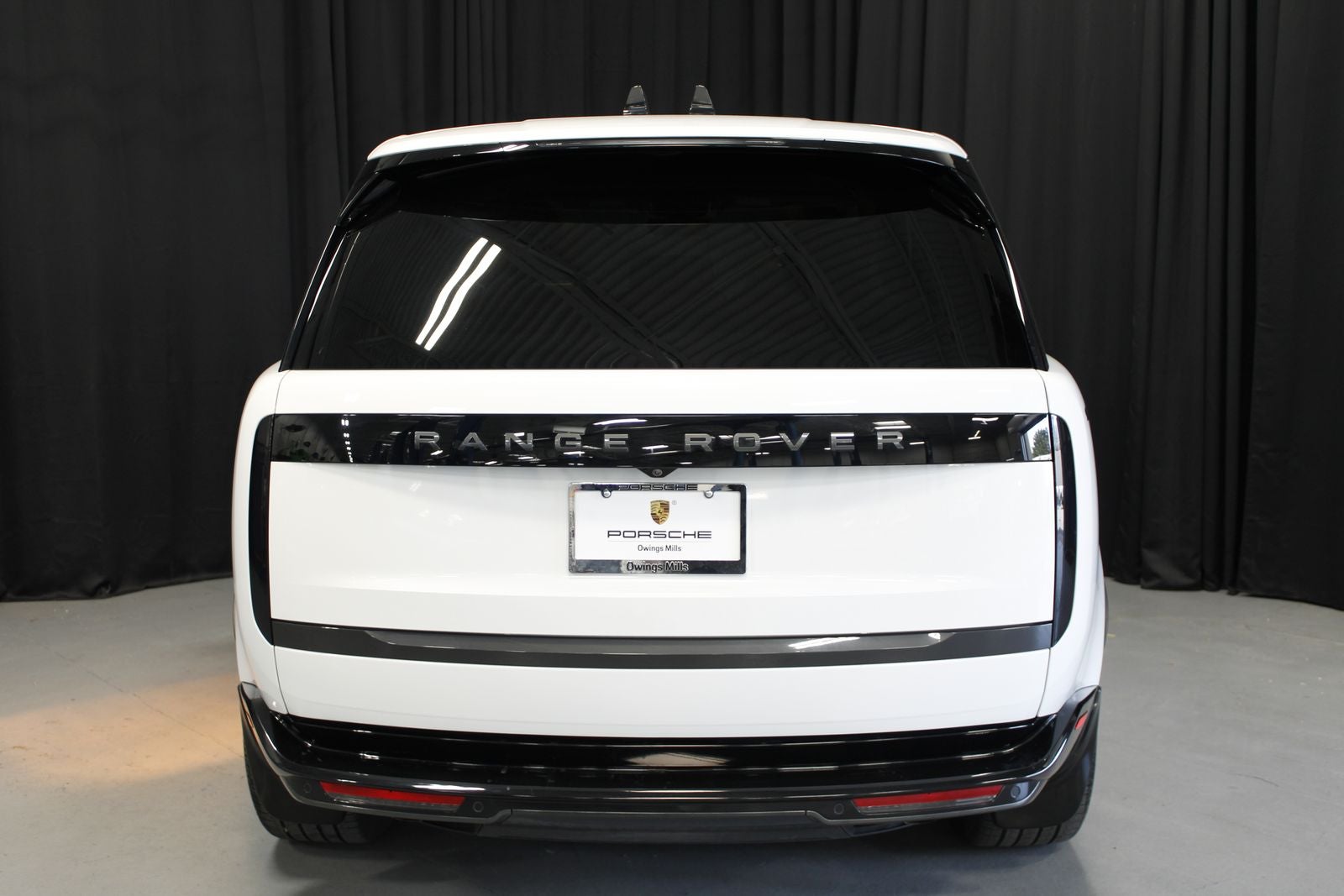 2025 Land Rover Range Rover SE