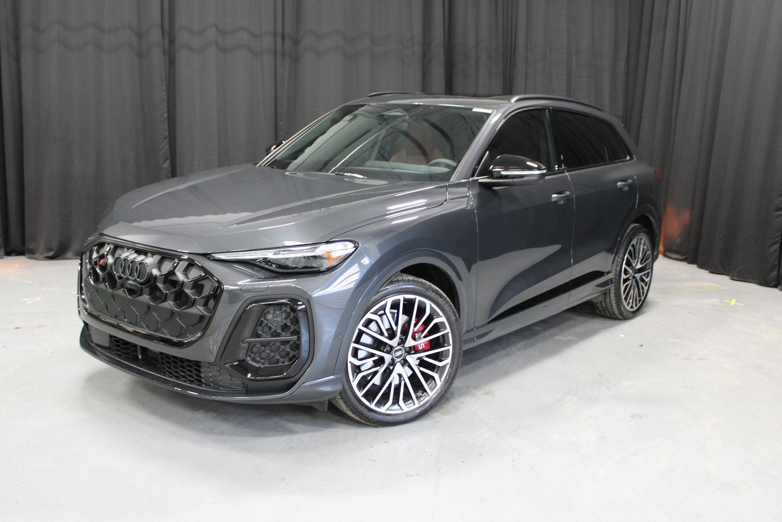 2025 Audi SQ5 3.0T Prestige quattro