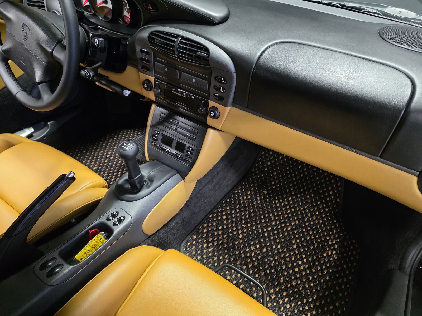 1999 Porsche 911 Carrera