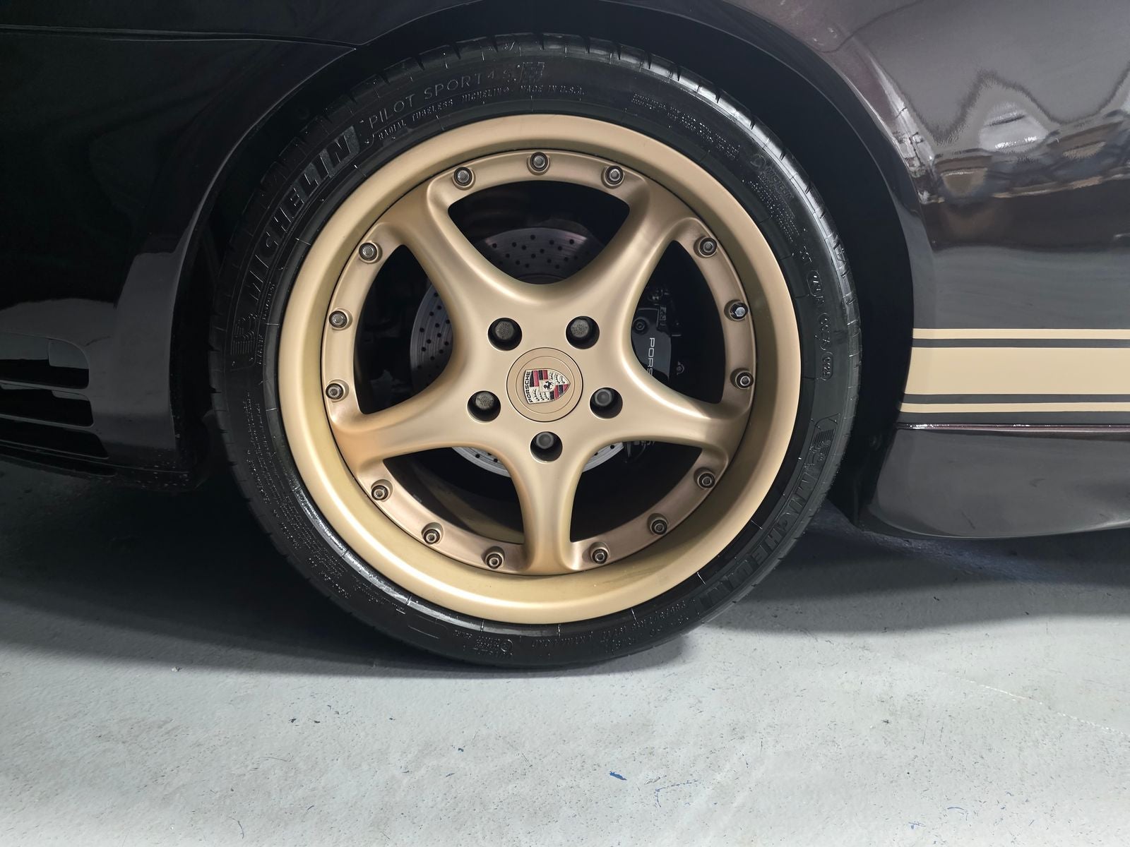 1999 Porsche 911 Carrera