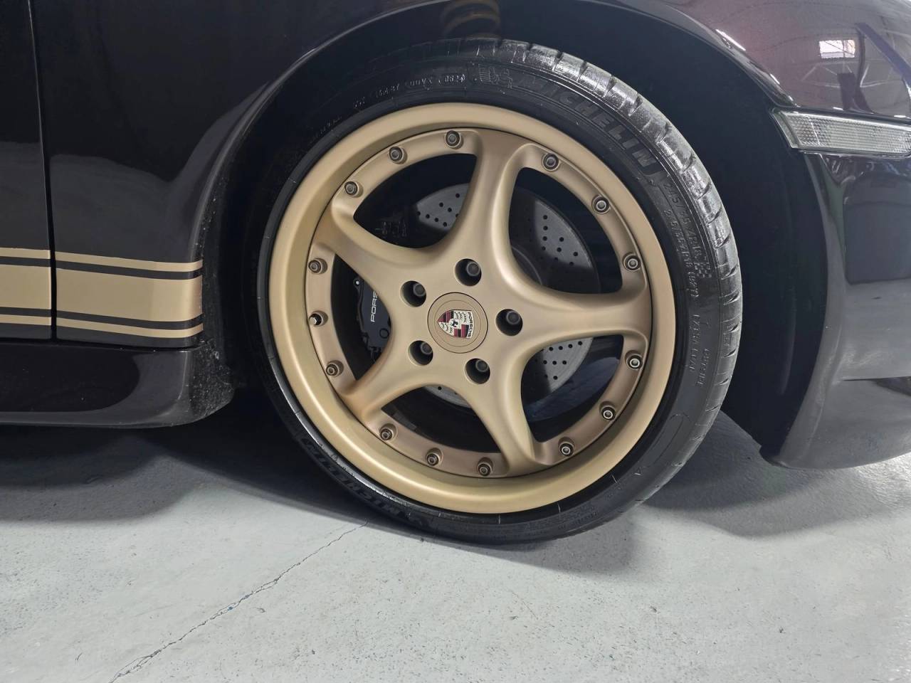 1999 Porsche 911 Carrera