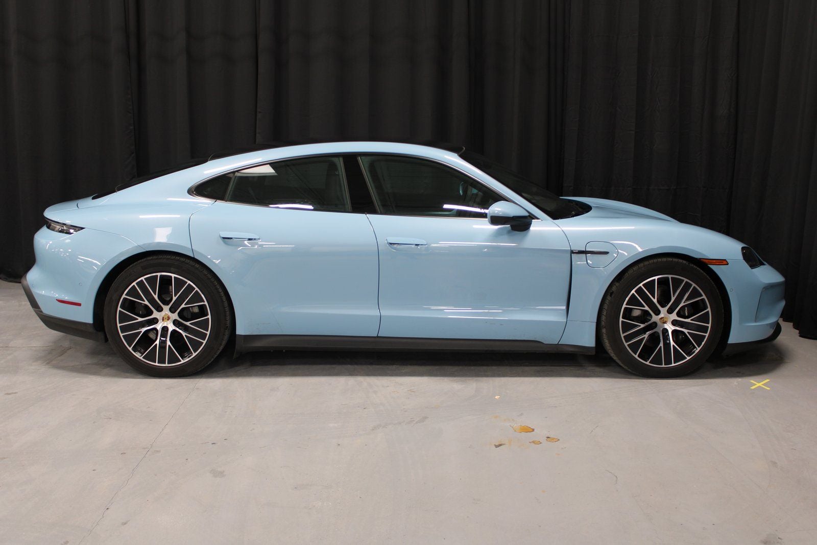 2025 Porsche Taycan Base