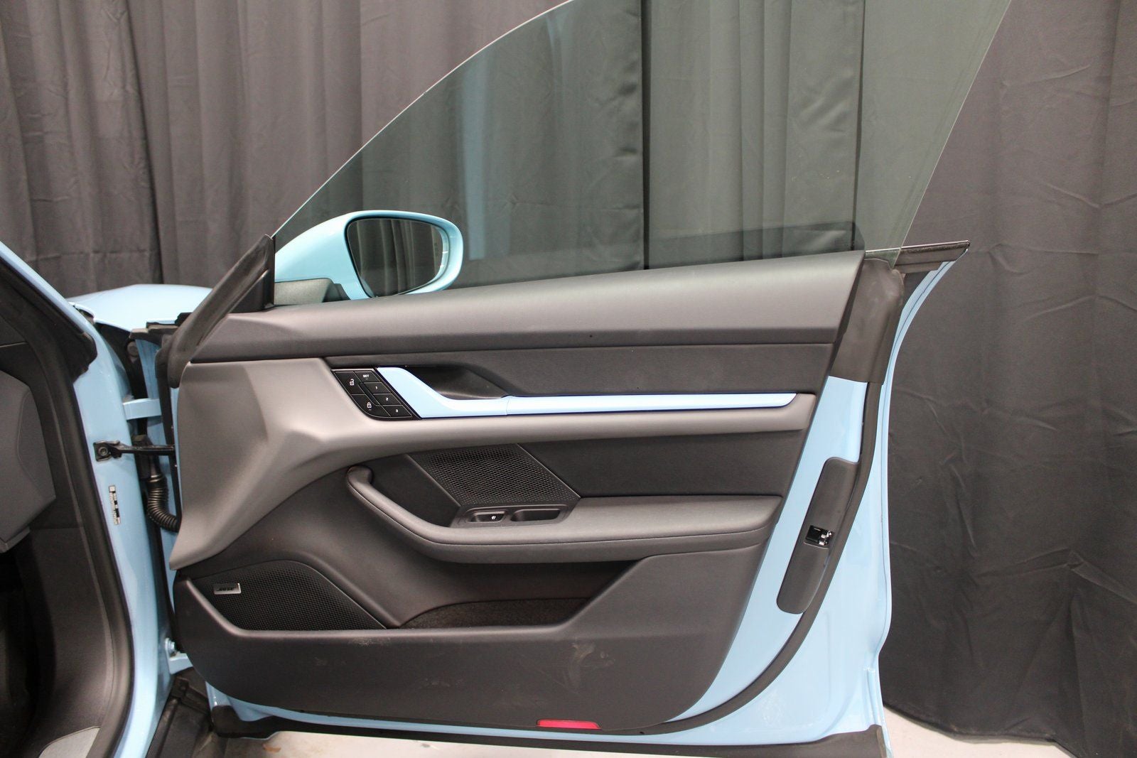 2025 Porsche Taycan Base