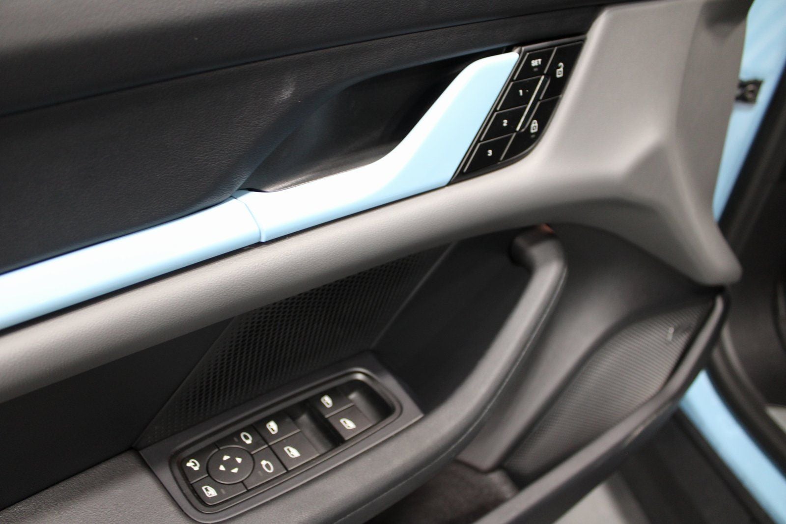 2025 Porsche Taycan Base