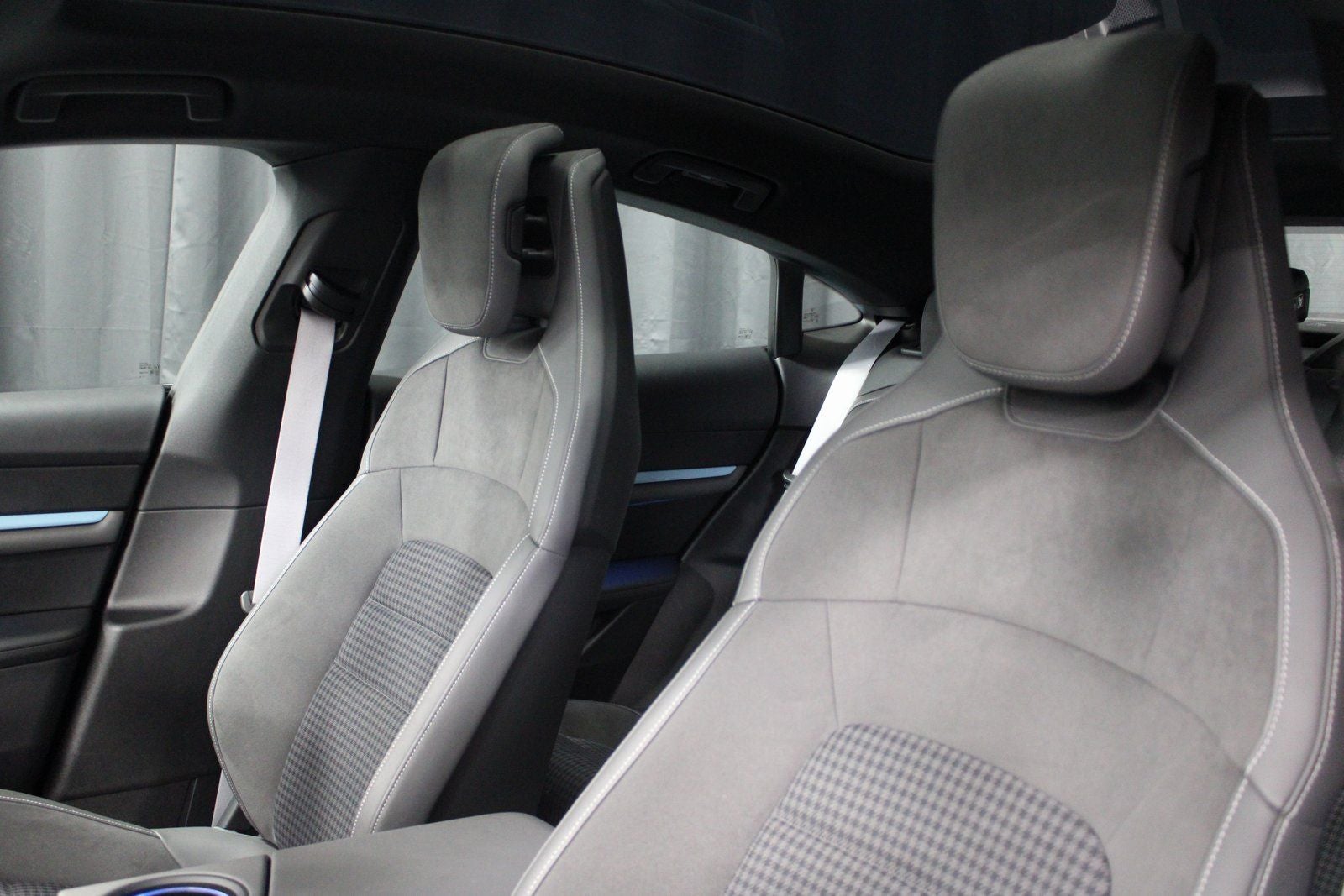 2025 Porsche Taycan Base