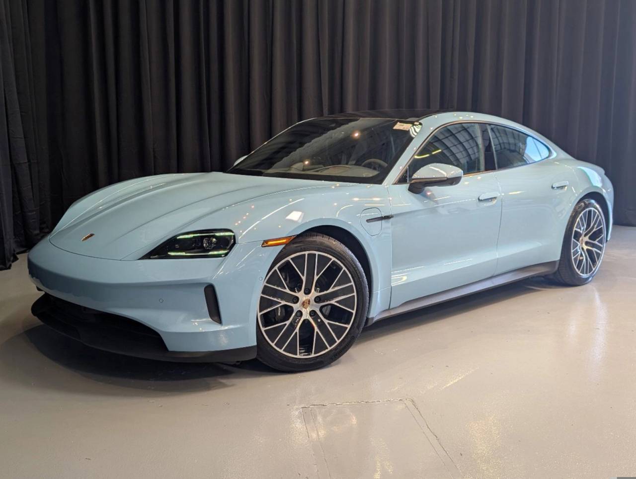 2025 Porsche Taycan Base