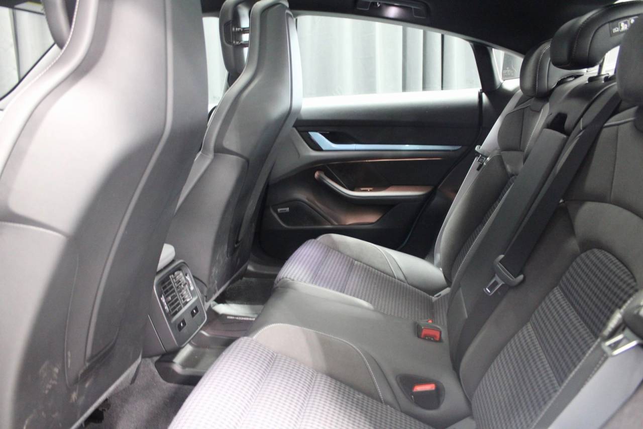 2025 Porsche Taycan Base