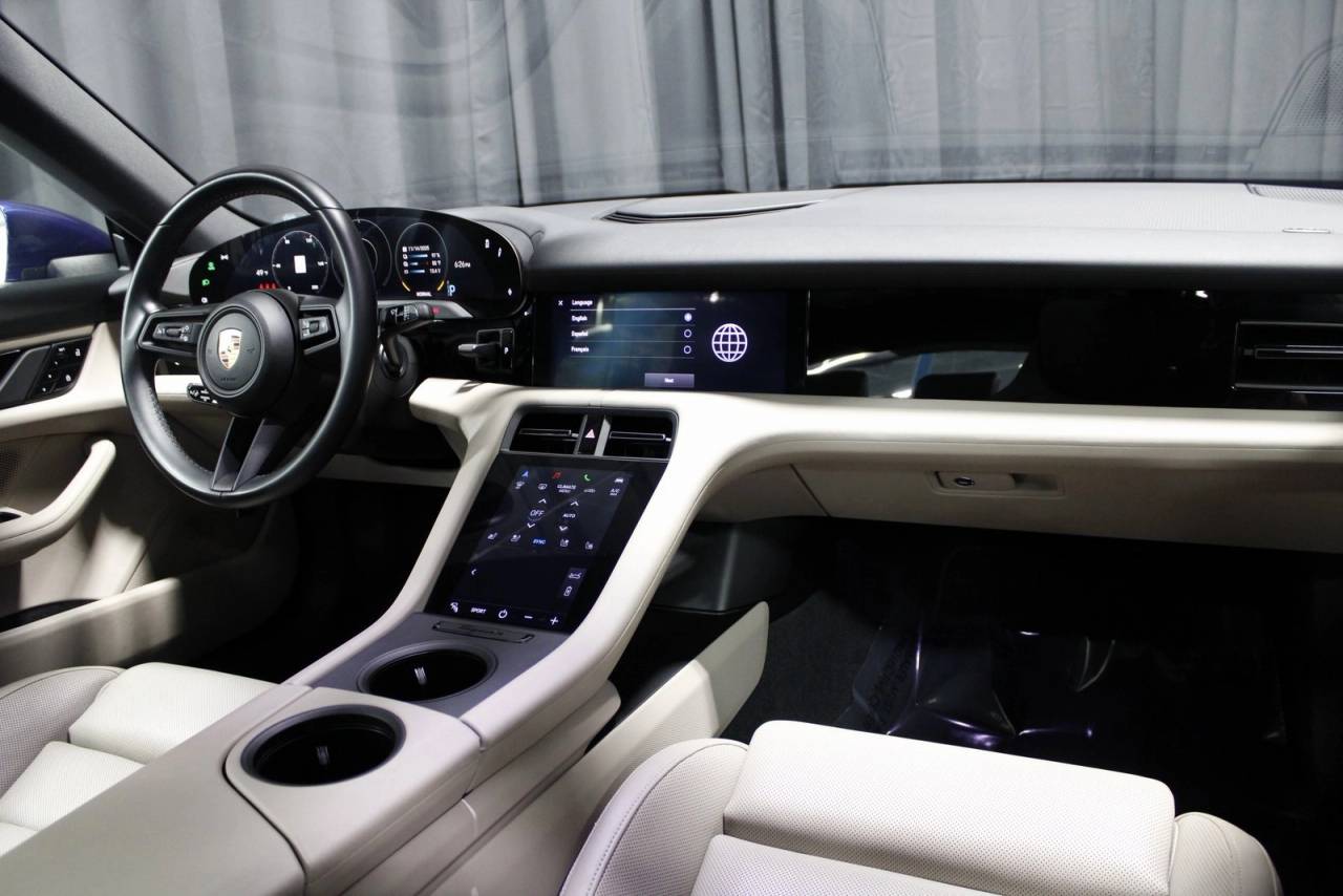 2021 Porsche Taycan Base