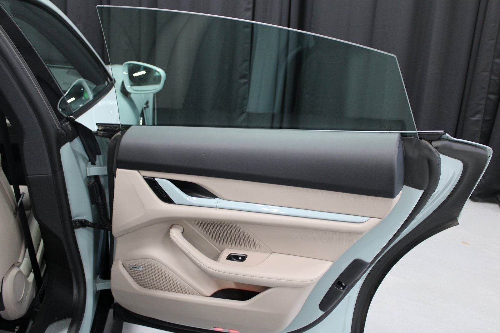 2025 Porsche Taycan Base