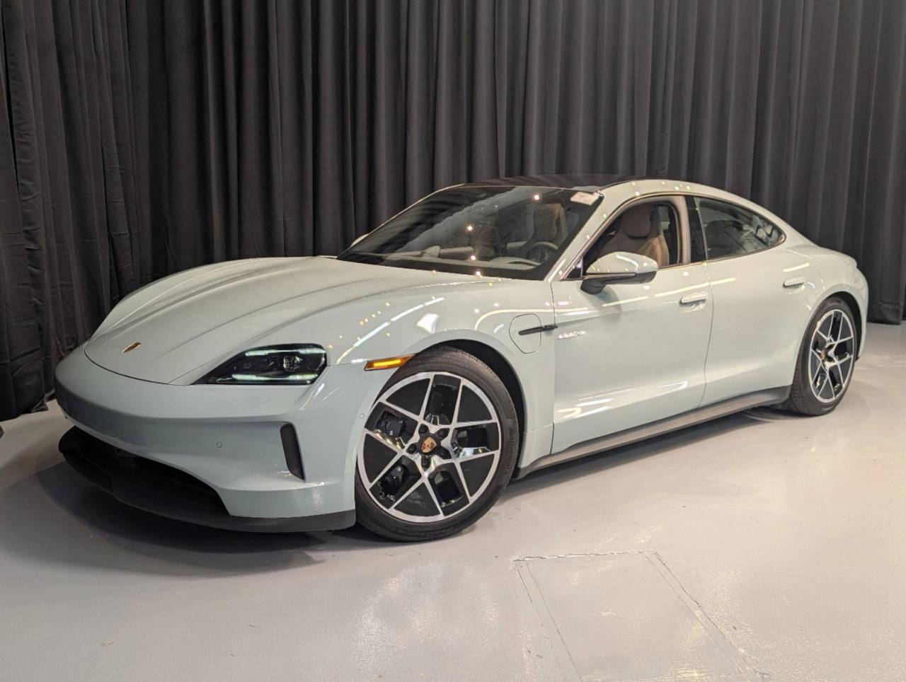 2025 Porsche Taycan Base