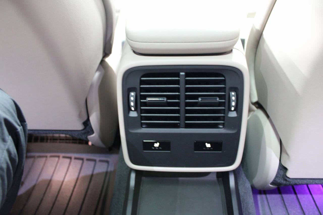 2025 Porsche Taycan Base