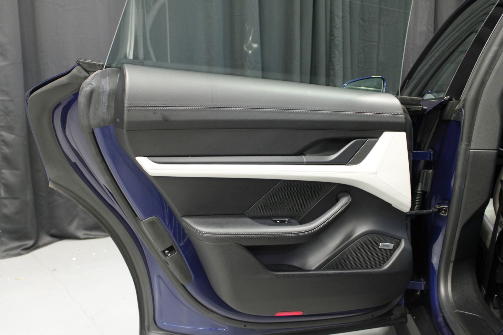 2021 Porsche Taycan Base