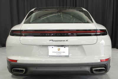 2025 Porsche Panamera 4