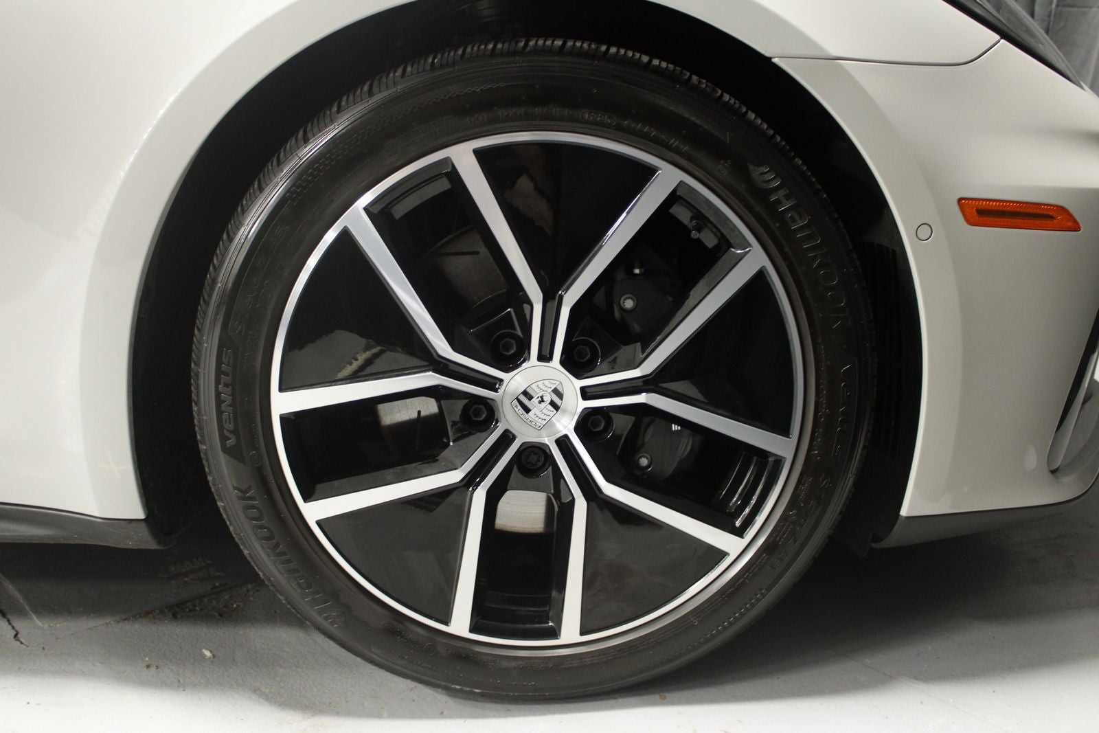 2025 Porsche Panamera 4