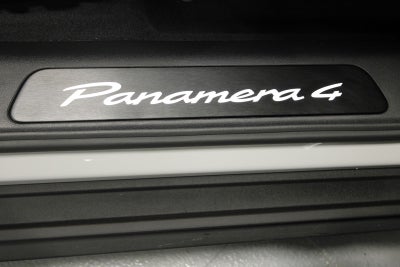 2025 Porsche Panamera 4