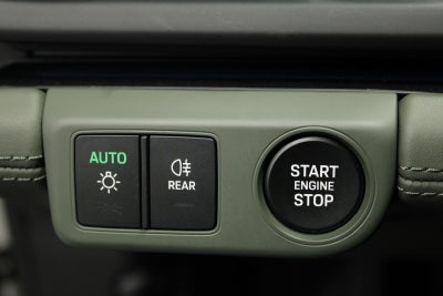 2025 Porsche Panamera 4