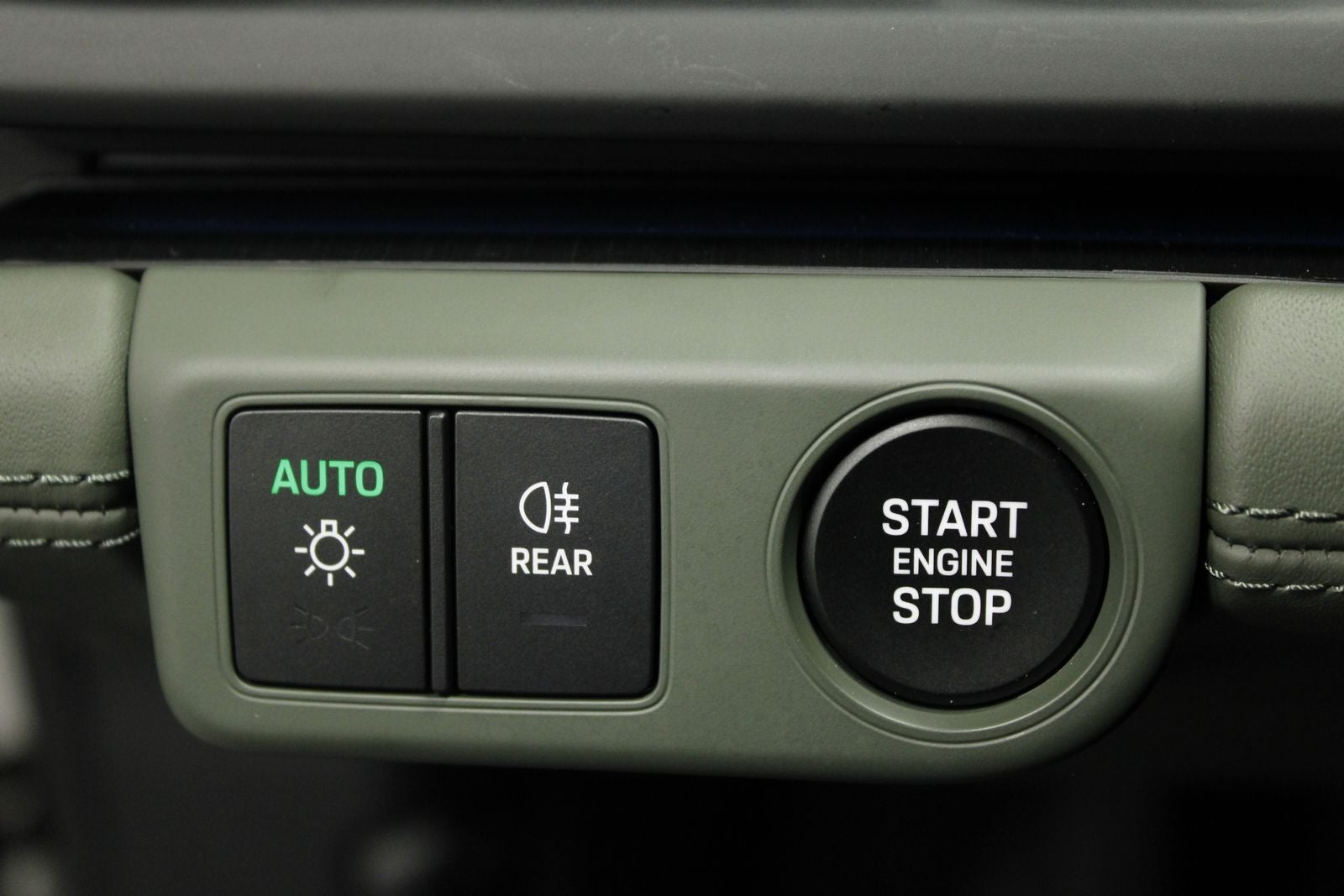 2025 Porsche Panamera 4