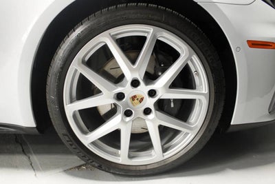 2025 Porsche Panamera 4