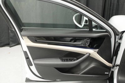 2025 Porsche Panamera 4