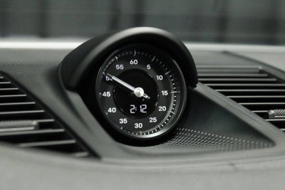 2025 Porsche Panamera 4