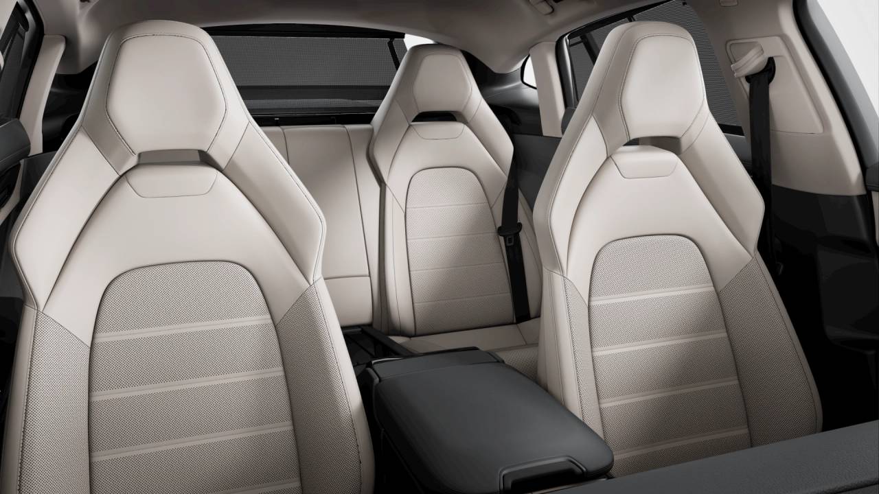 2025 Porsche Panamera 4