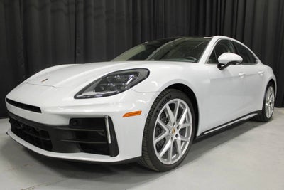 2025 Porsche Panamera 4