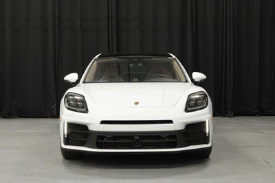 2025 Porsche Panamera 4