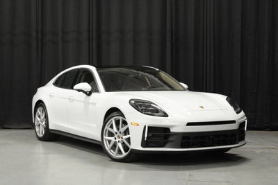 2025 Porsche Panamera 4
