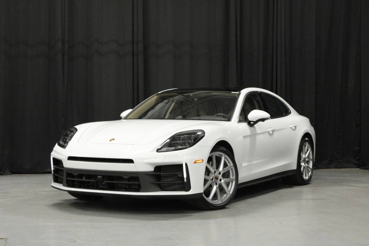 2025 Porsche Panamera 4