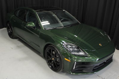 2025 Porsche Panamera 4