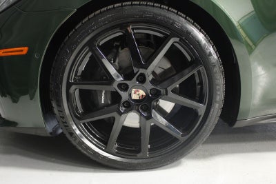 2025 Porsche Panamera 4