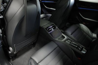 2025 Porsche Panamera 4